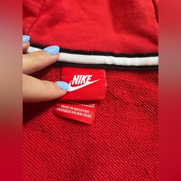 Nike Vintage Y2K Red Women’s Hoodie Size Small - Picture 4 of 7